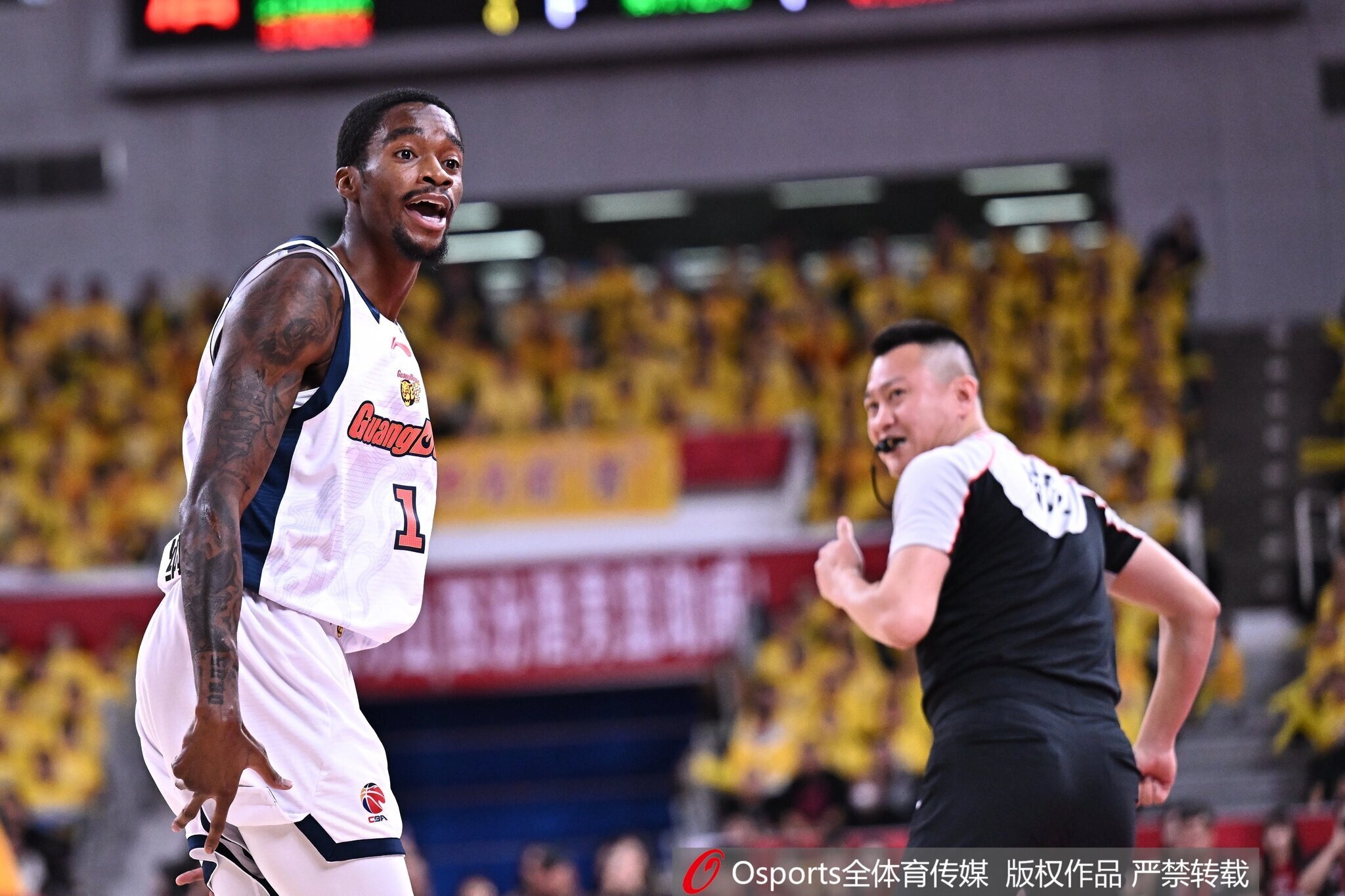 完美世界对战平台-难救主！萨姆纳12中10拿到26分4助 罚球6中6