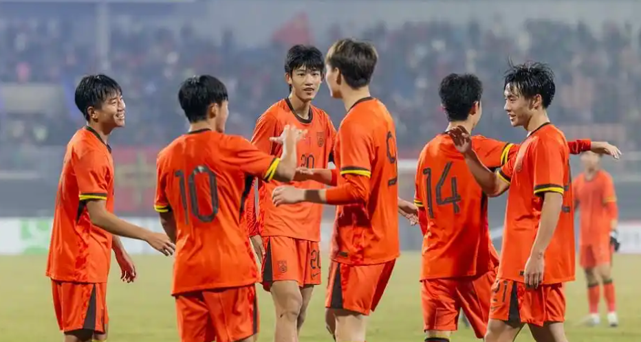 完美对战平台-U17集训名单出炉：邝兆雷帅惟浩领衔，备战亚洲杯战日本卡塔尔